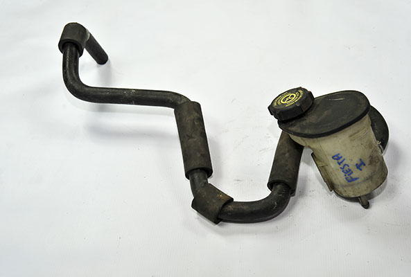 FORD TRANSİT 120 - 120 V ÇIKMA PARÇA DİREKSİYON POVER BİDONU